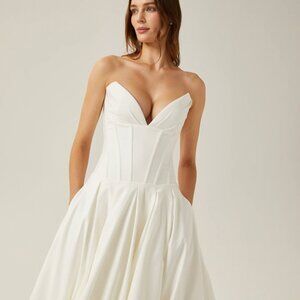 Miss Rosier Katherine off-shoulder corset midi